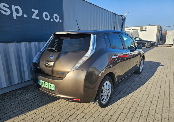 Nissan Leaf cena 49077 przebieg: 115799, rok produkcji 2016 z Margonin małe 497